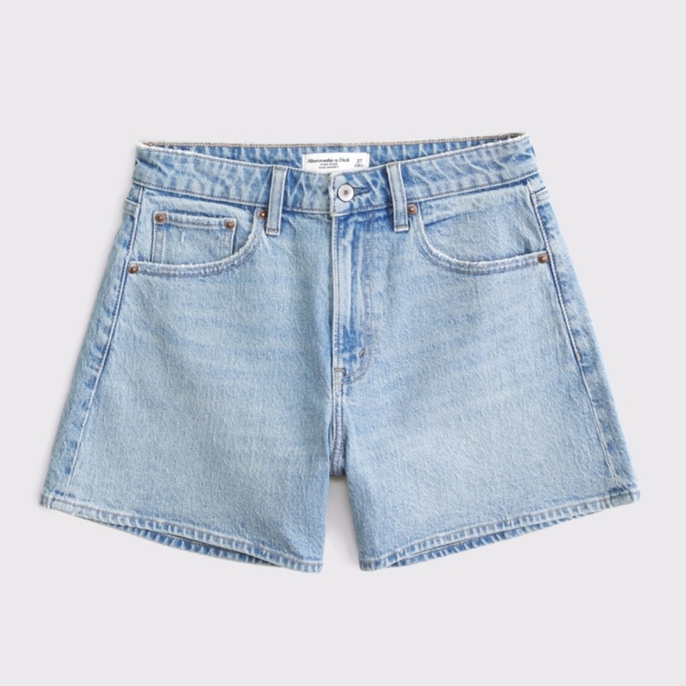 Abercrombie & Fitch dad shorts